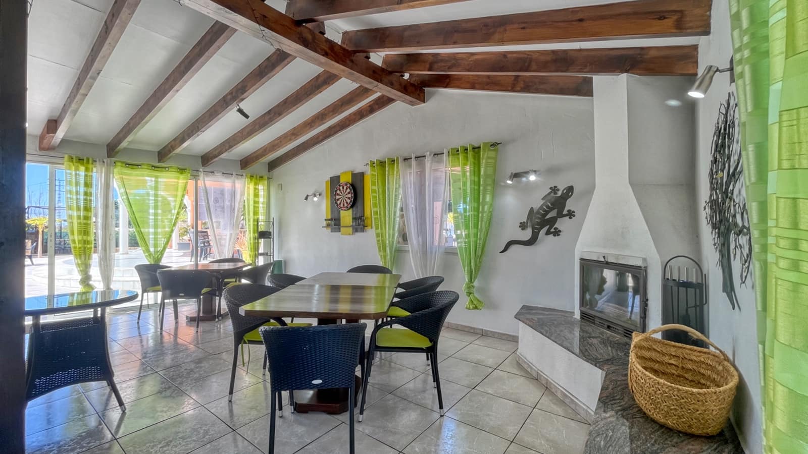 14 soverom Hotell til salgs i Els Poblets med svømmebasseng garasje - € 2 500 000 (Ref: 9294553)