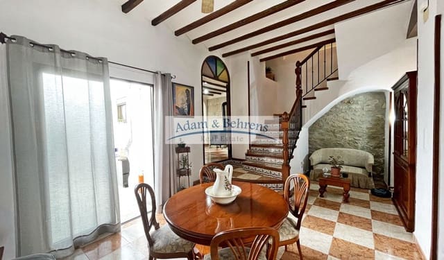 4 camera da letto Finca/Casa di Campagna in vendita in Pego con garage - 230.000 € (Rif: 9296495)