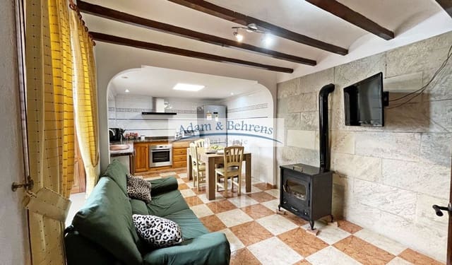 4 camera da letto Finca/Casa di Campagna in vendita in Pego con garage - 230.000 € (Rif: 9296495)