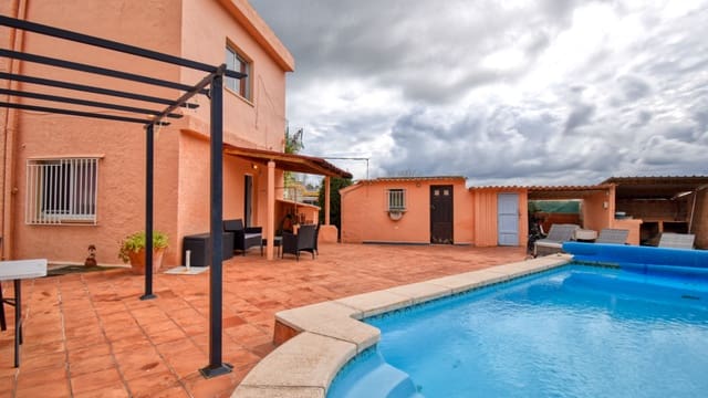 5 sypialnia Willa na sprzedaż w Gandia z basenem garażem - 380 000 € (Ref: 9308226)