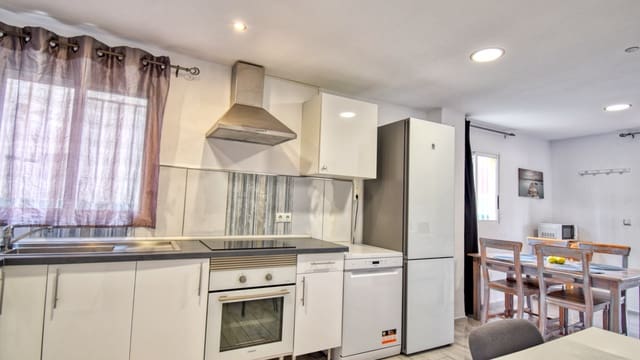 5 sypialnia Willa na sprzedaż w Gandia z basenem garażem - 380 000 € (Ref: 9308226)