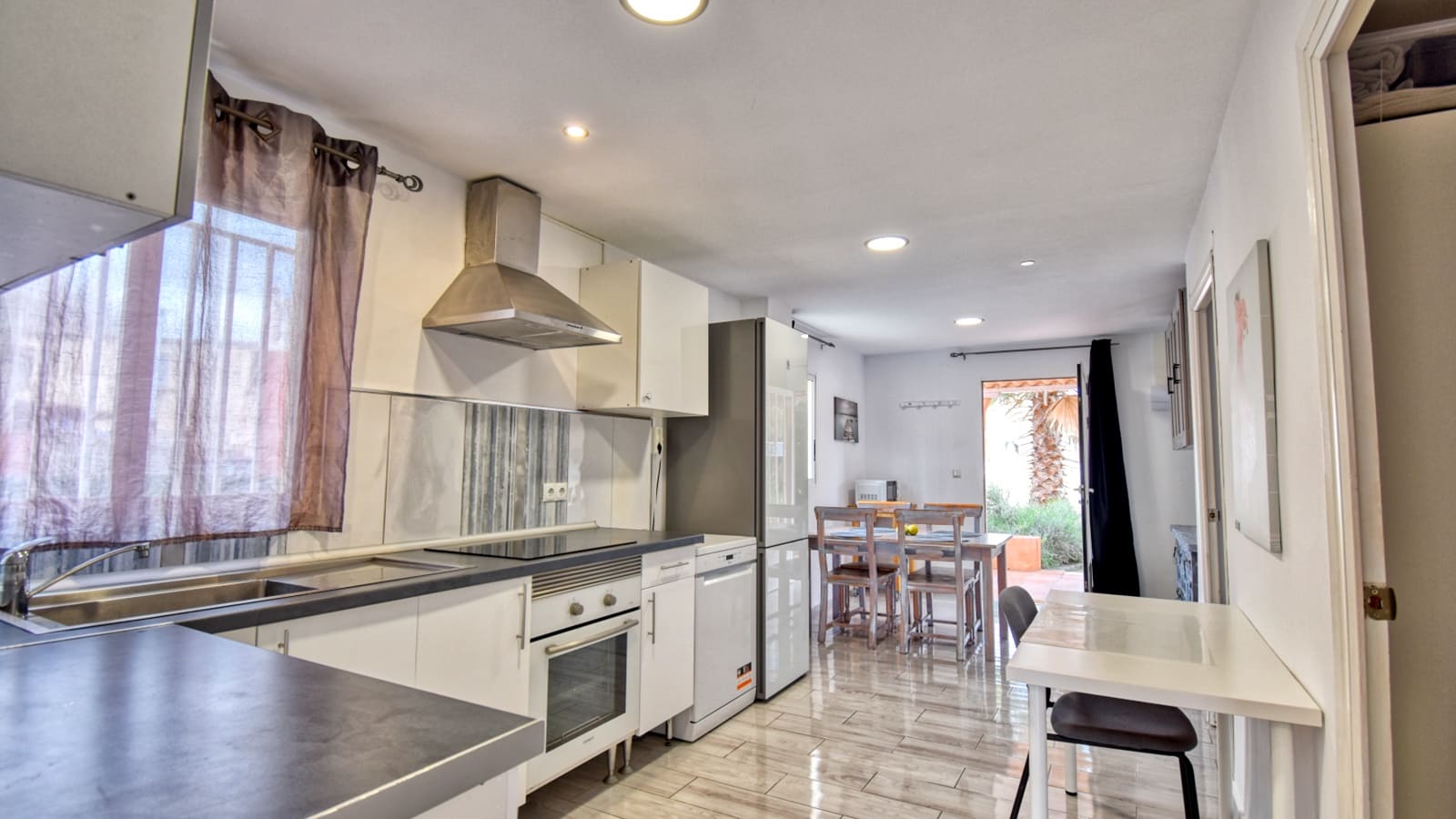 5 sypialnia Willa na sprzedaż w Gandia z basenem garażem - 380 000 € (Ref: 9308226)
