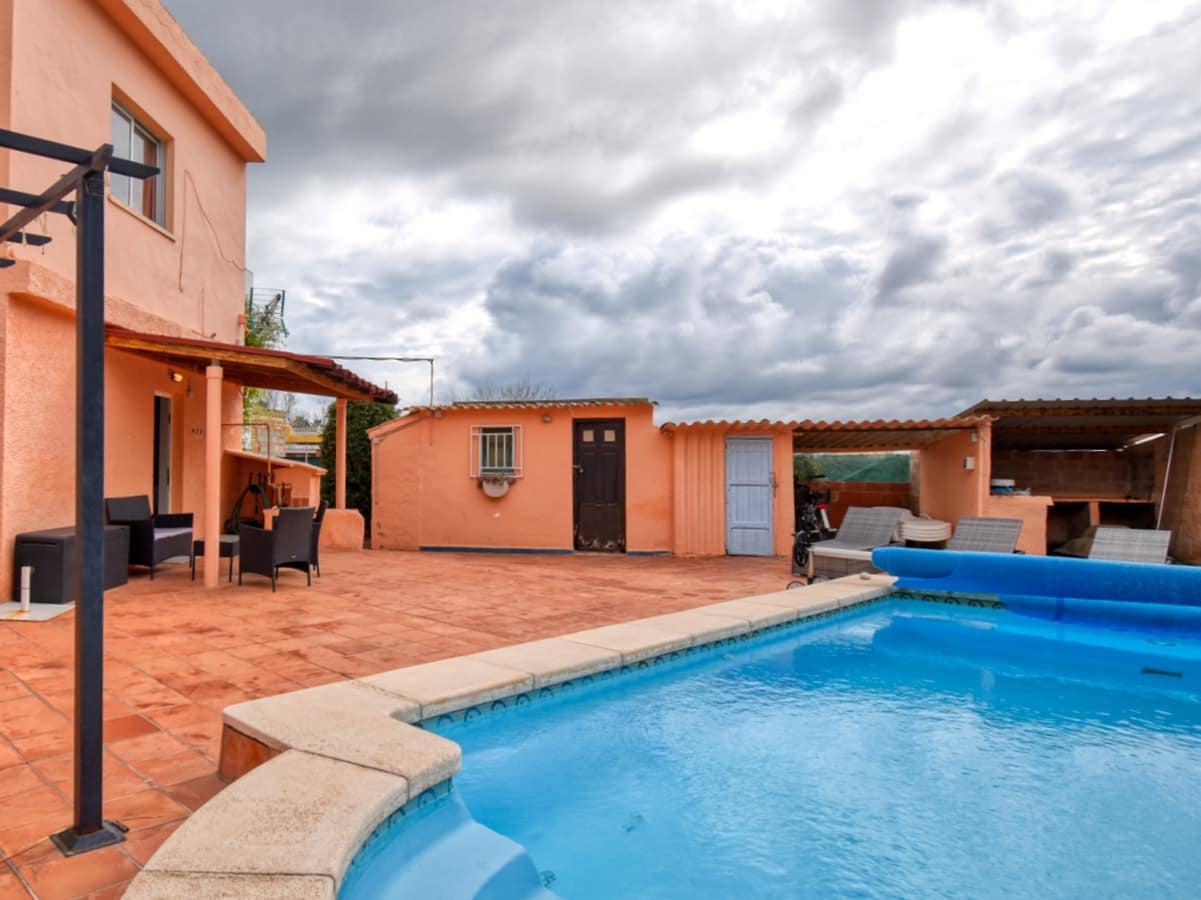 5 sypialnia Willa na sprzedaż w Gandia z basenem garażem - 380 000 € (Ref: 9308226)