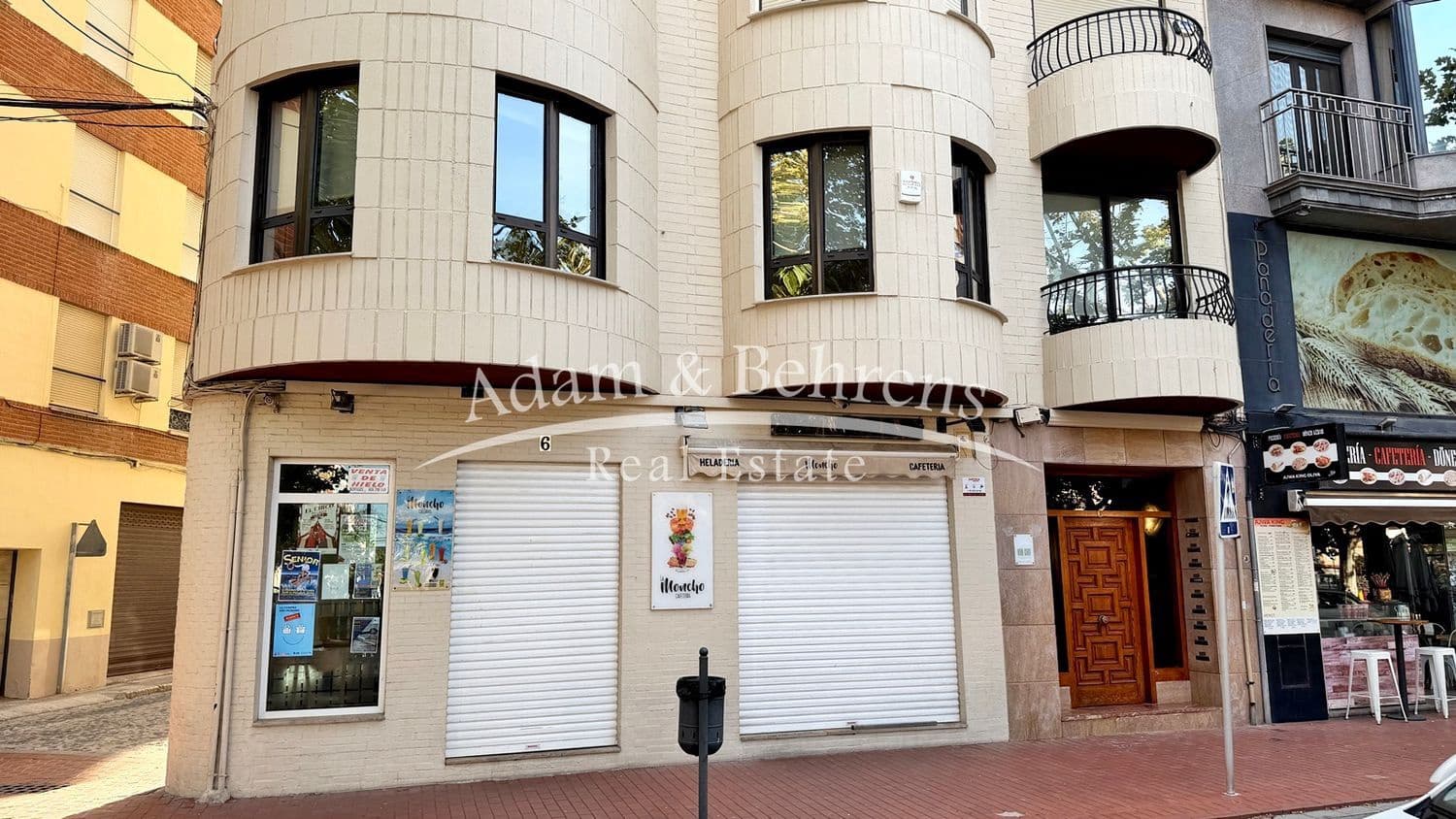 4 chambre Appartement à vendre à Oliva avec garage - 275 000 € (Ref: 9371194)