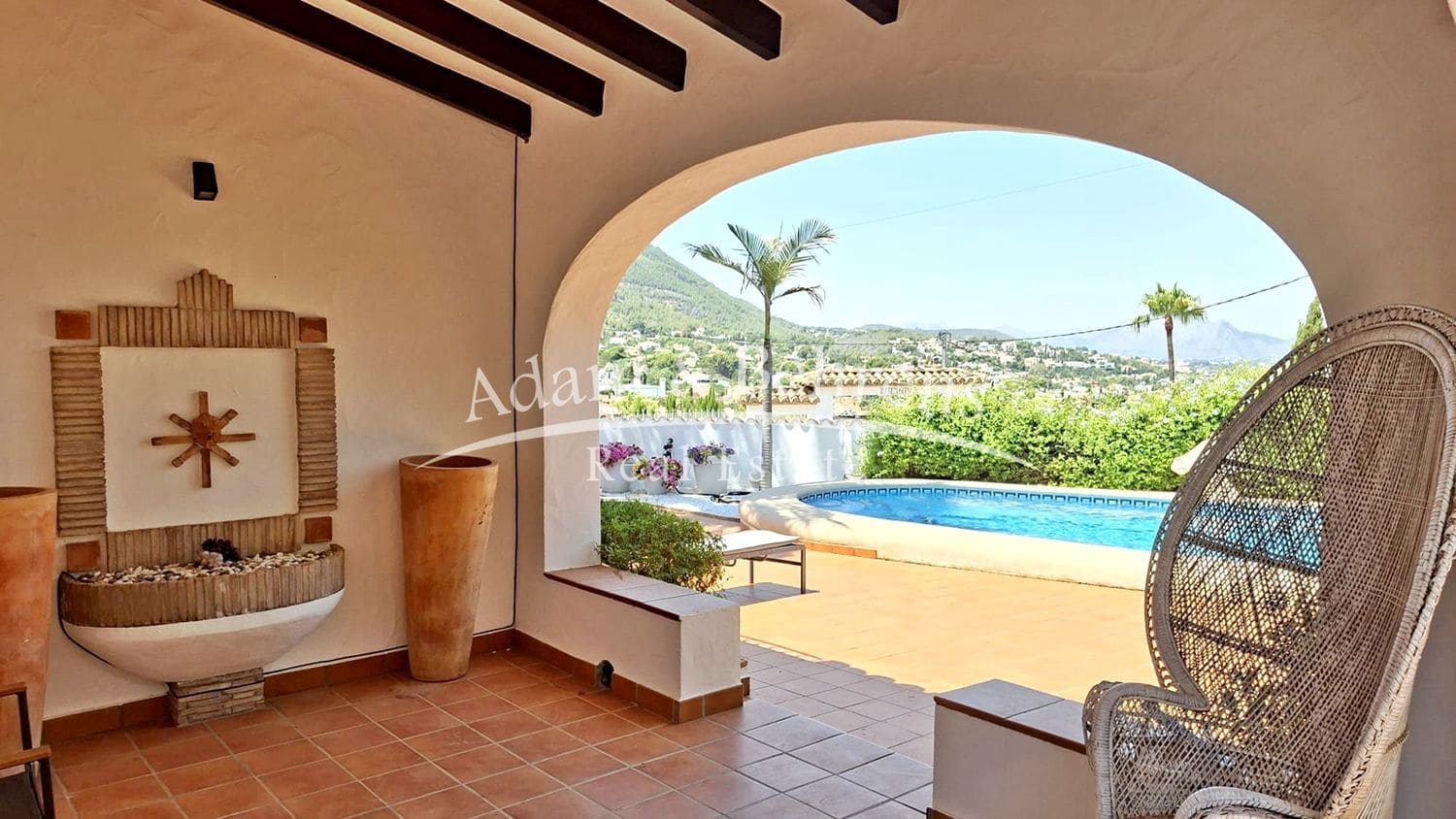 3 camera da letto Villa in vendita in Denia con piscina garage - 860.000 € (Rif: 9371195)