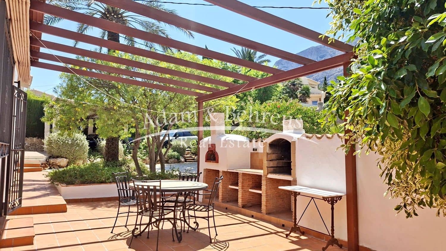 3 camera da letto Villa in vendita in Denia con piscina garage - 860.000 € (Rif: 9371195)