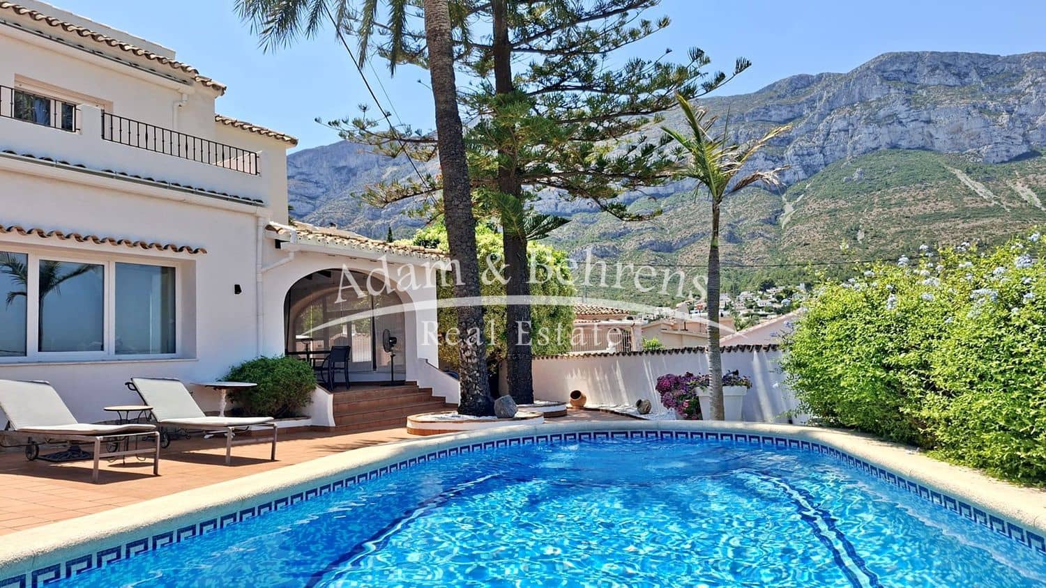 3 camera da letto Villa in vendita in Denia con piscina garage - 860.000 € (Rif: 9371195)