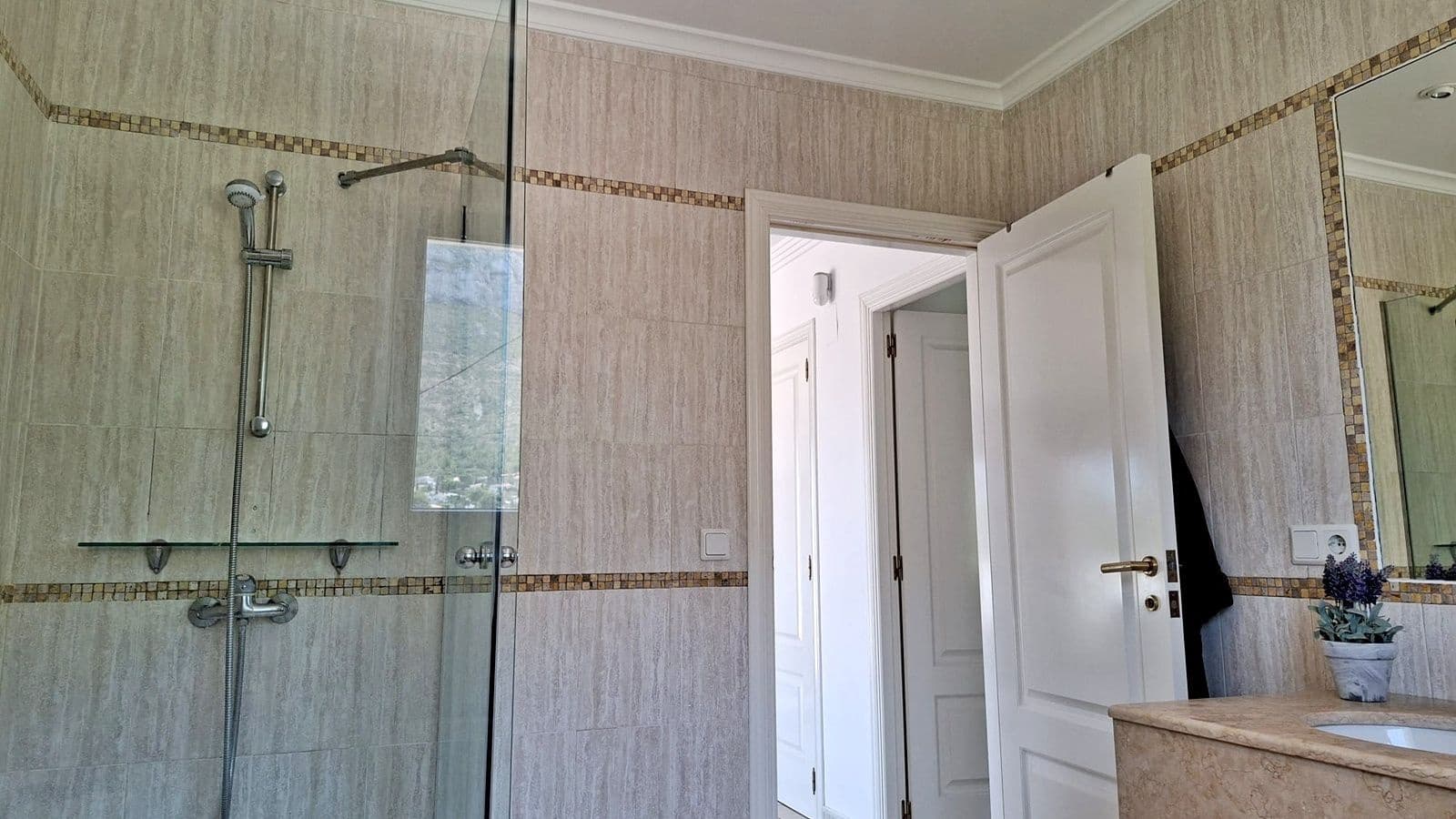 3 slaapkamer Villa te koop in Denia met zwembad garage - € 840.000 (Ref: 9371195)