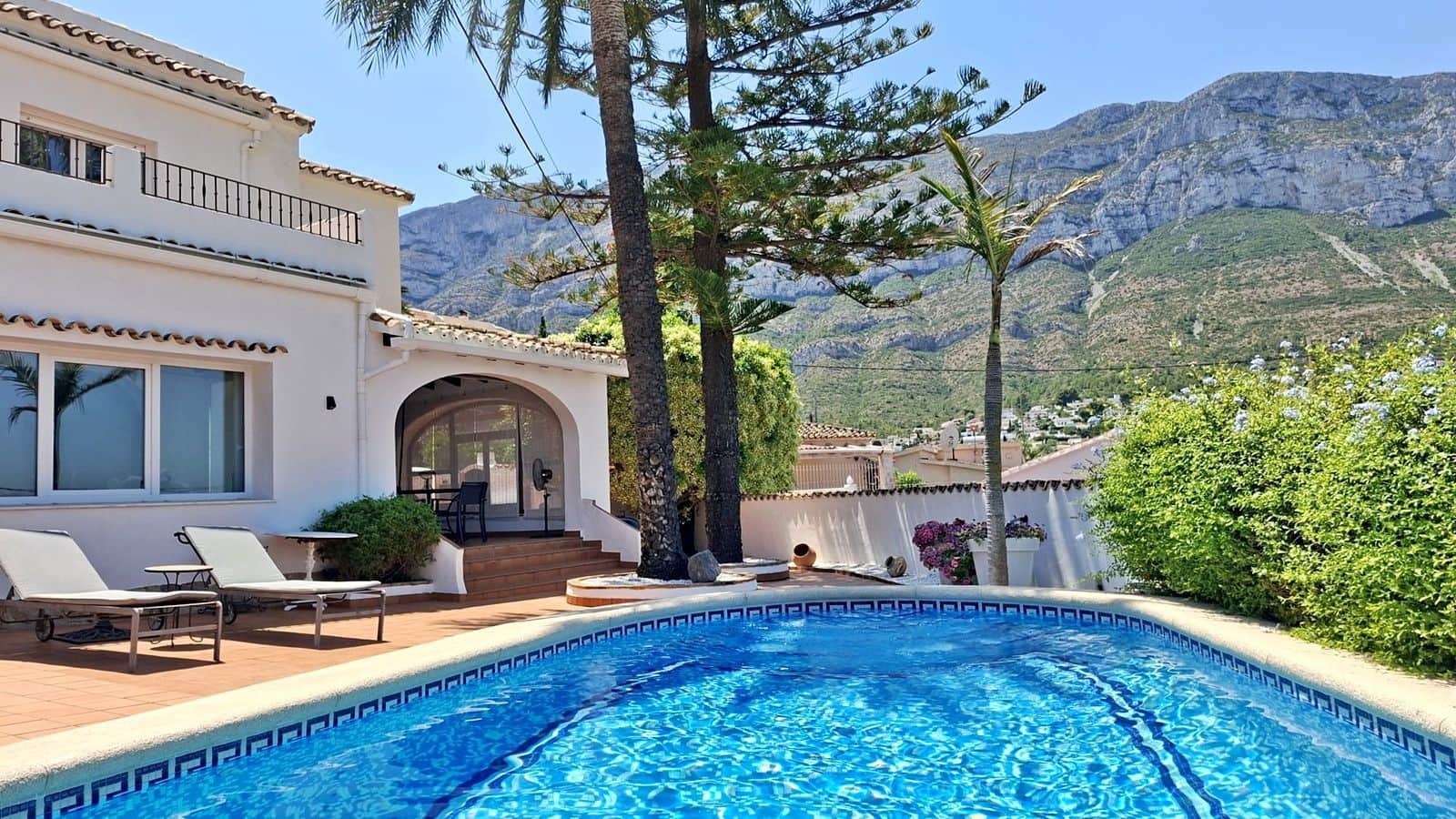 3 slaapkamer Villa te koop in Denia met zwembad garage - € 840.000 (Ref: 9371195)