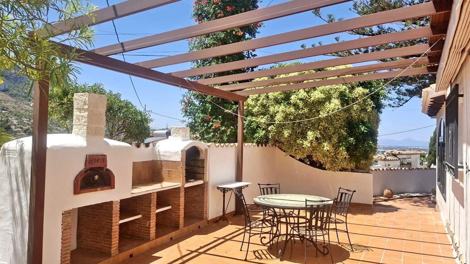 3 slaapkamer Villa te koop in Denia met zwembad garage - € 840.000 (Ref: 9371195)