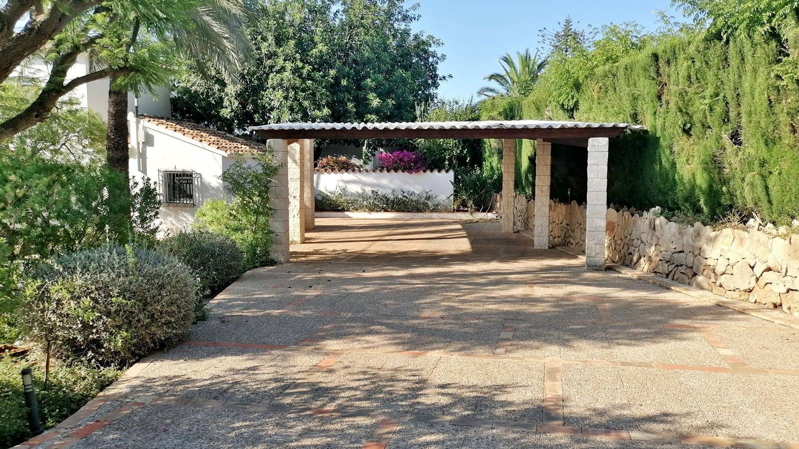 3 slaapkamer Villa te koop in Denia met zwembad garage - € 840.000 (Ref: 9371195)