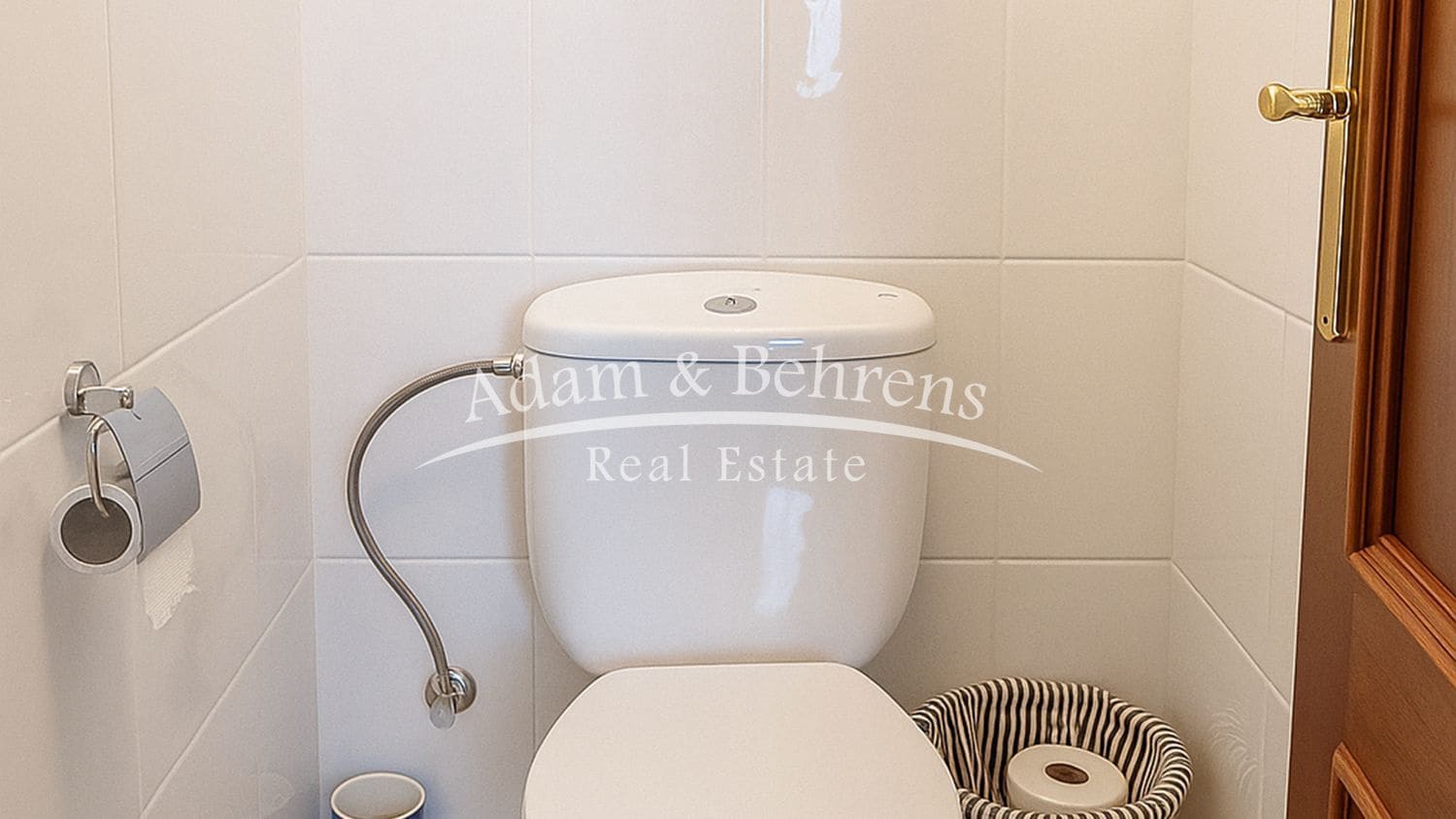 5 sypialnia Willa na sprzedaż w Denia z basenem garażem - 850 000 € (Ref: 9371196)