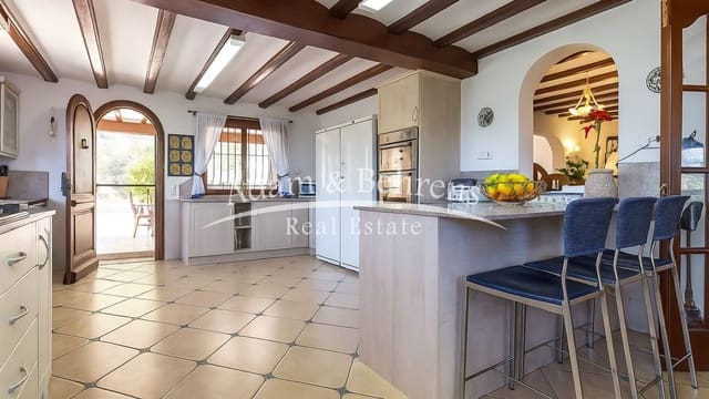 5 sovrum Villa till salu i La Xara - La Sella, Dénia med pool garage - 850 000 € (Ref: 9371196)