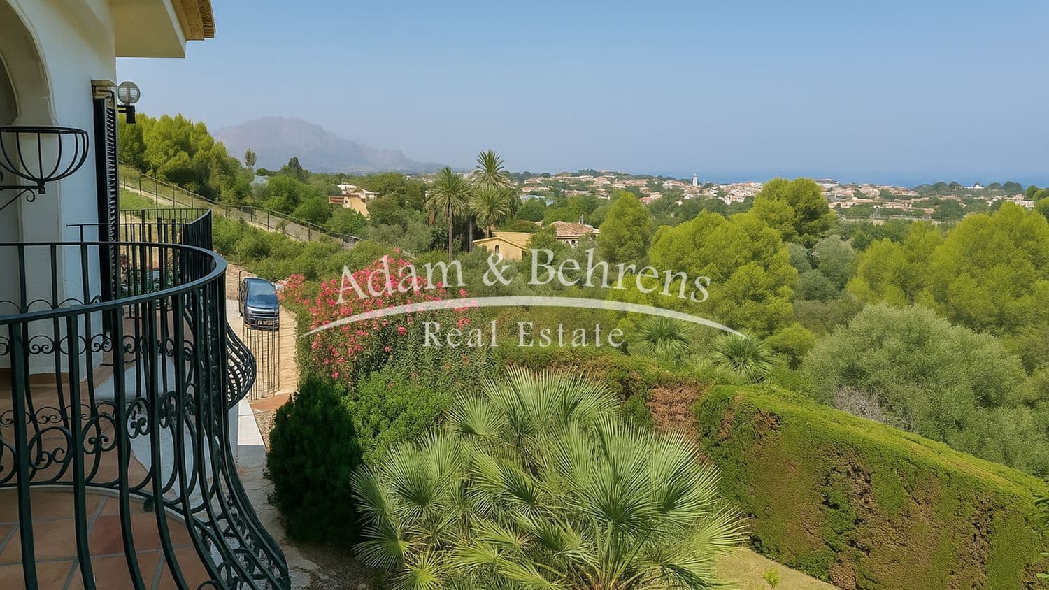 5 sypialnia Willa na sprzedaż w Denia z basenem garażem - 850 000 € (Ref: 9371196)