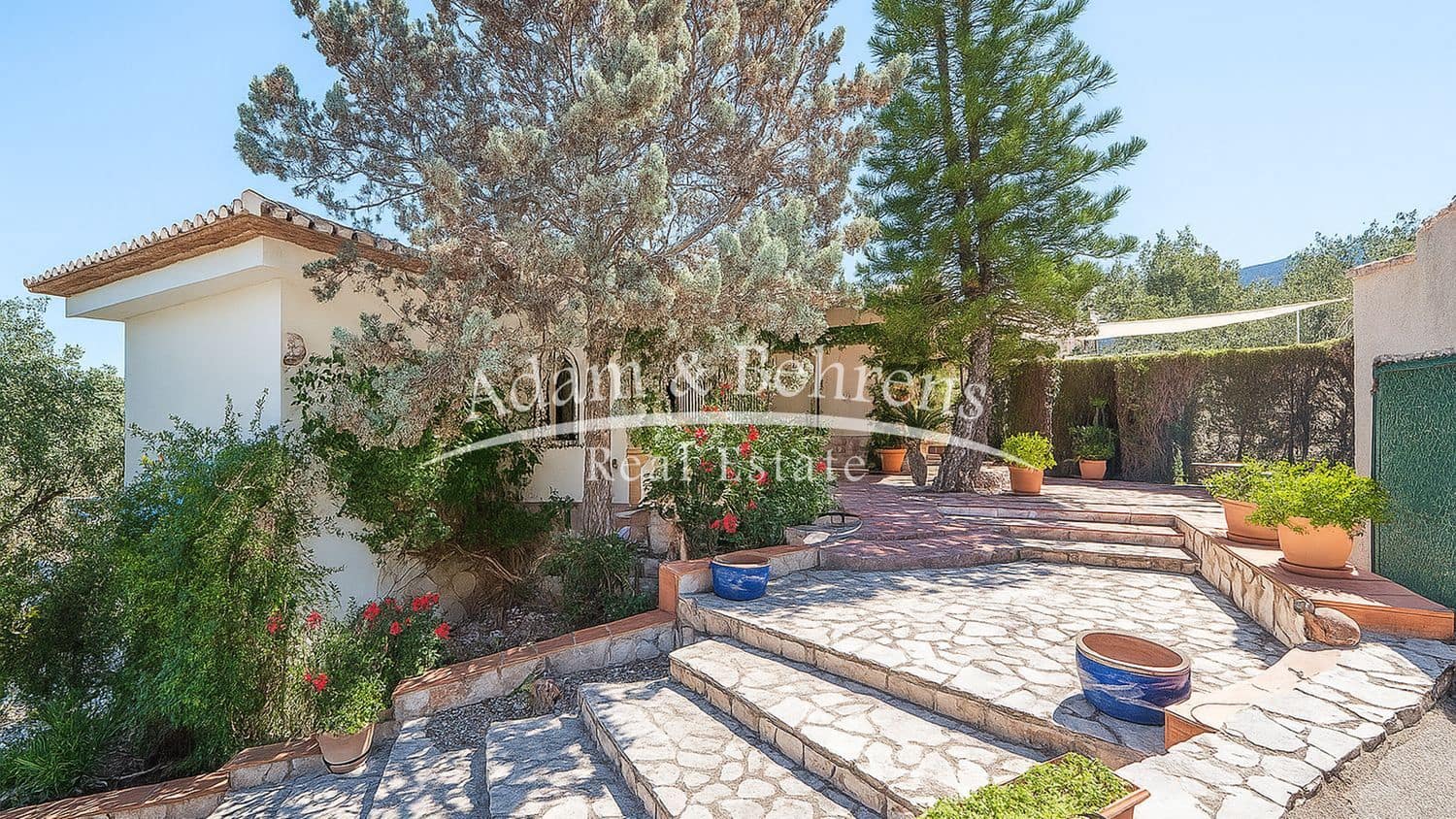 5 sypialnia Willa na sprzedaż w Denia z basenem garażem - 850 000 € (Ref: 9371196)