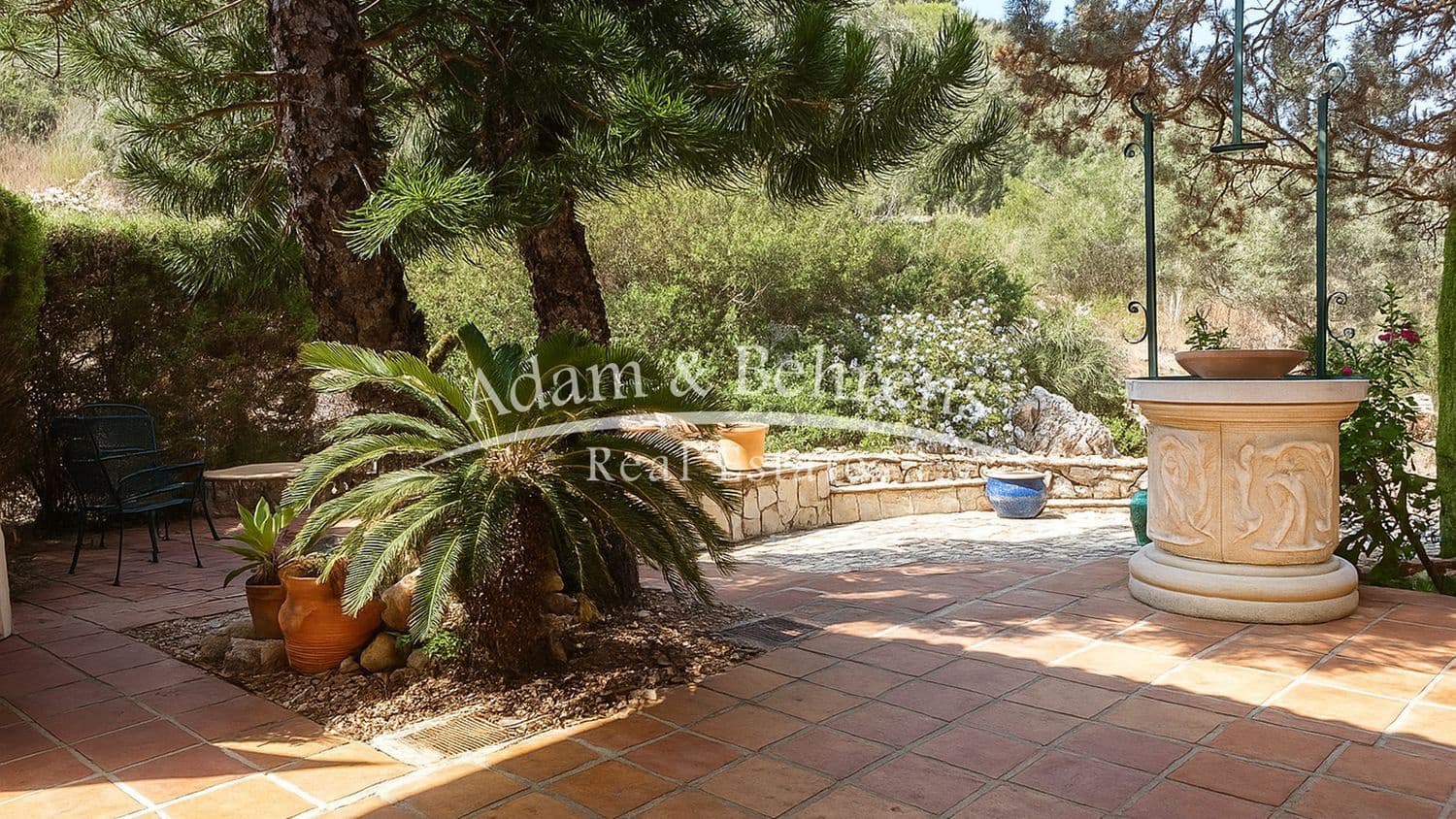 5 sypialnia Willa na sprzedaż w Denia z basenem garażem - 850 000 € (Ref: 9371196)