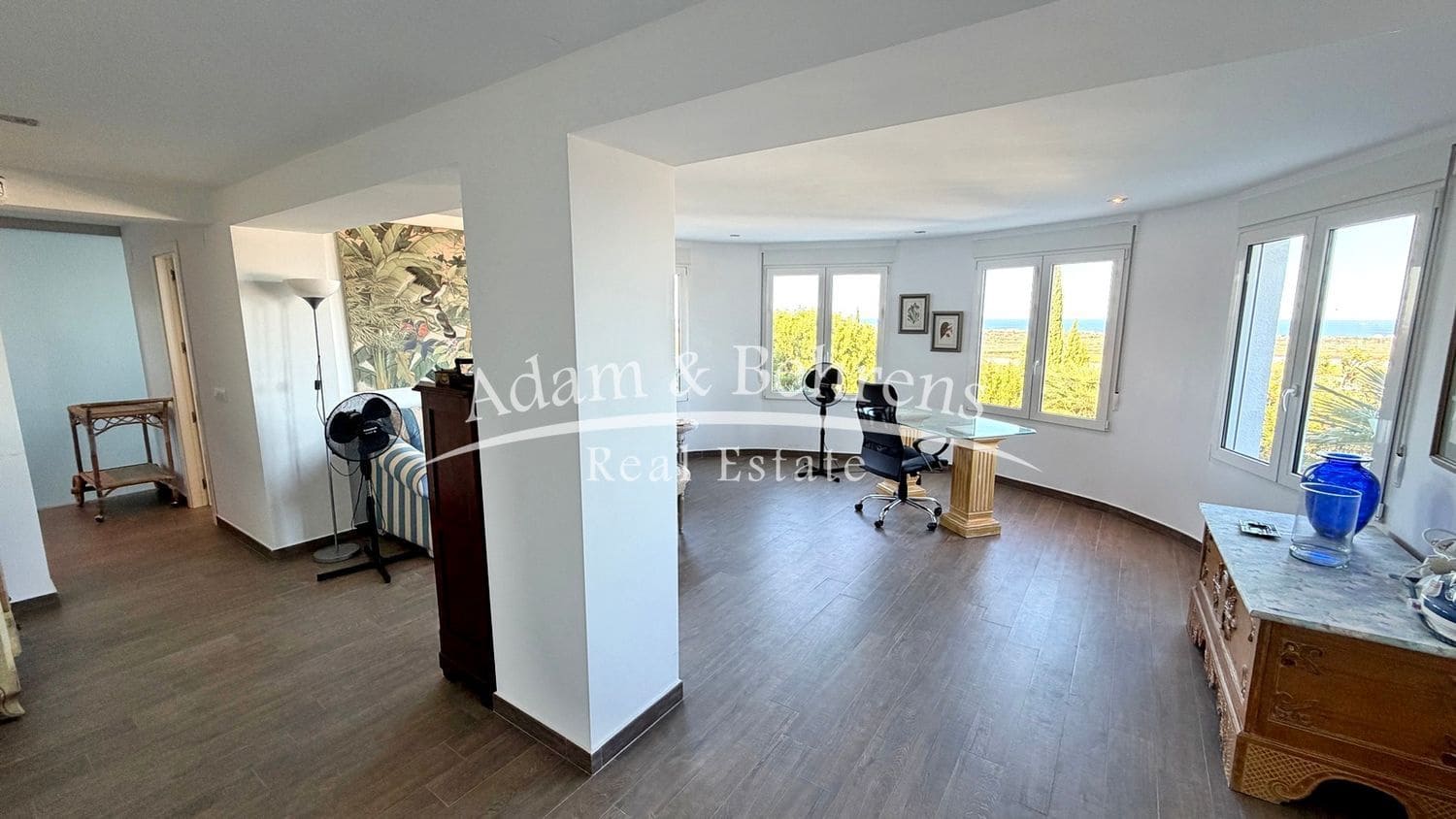 4 sypialnia Willa na sprzedaż w Denia z basenem garażem - 550 000 € (Ref: 9371197)