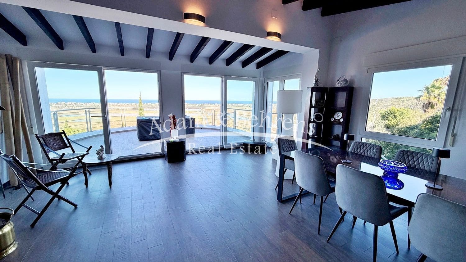 4 sypialnia Willa na sprzedaż w Denia z basenem garażem - 550 000 € (Ref: 9371197)