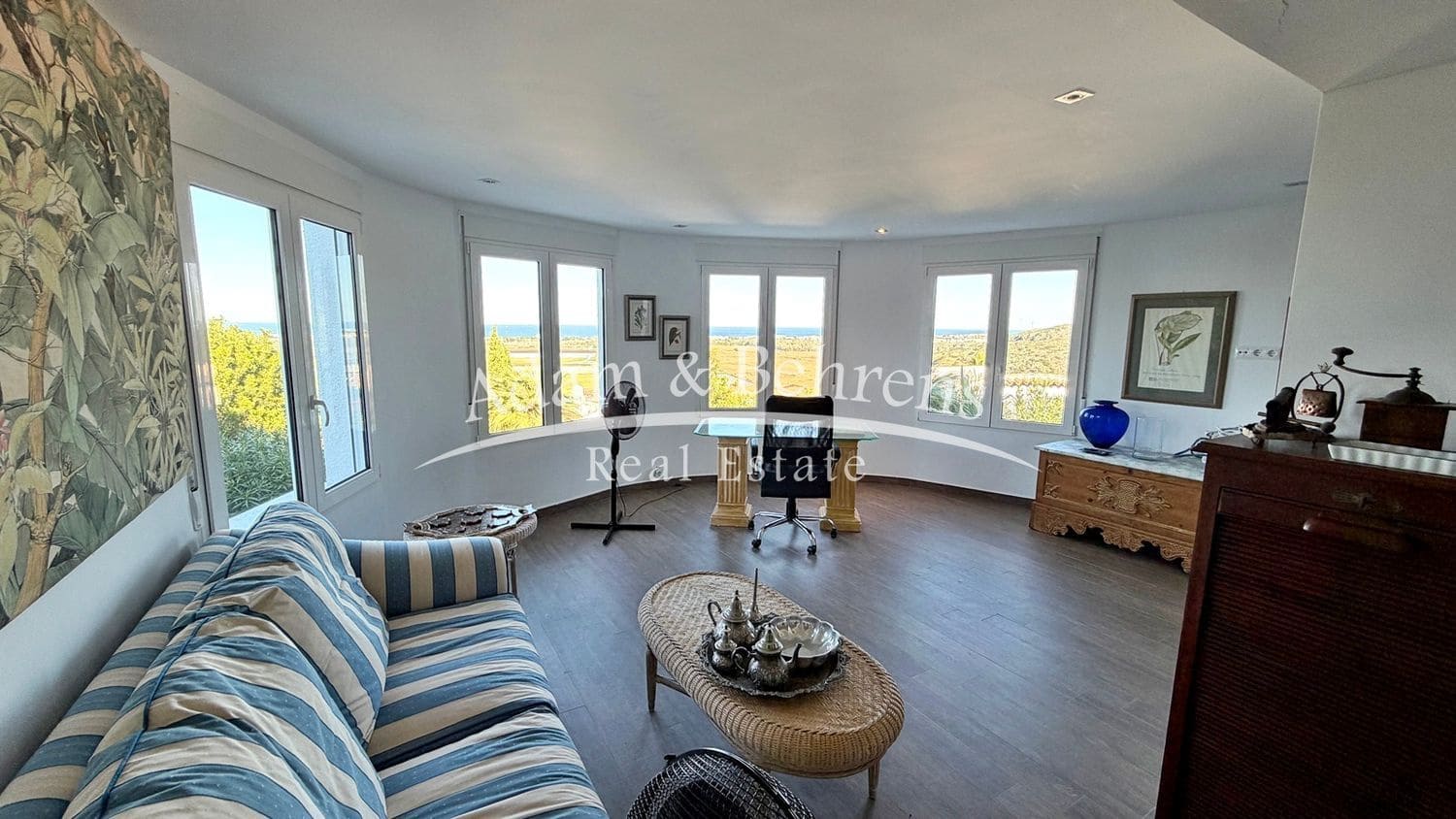 4 sypialnia Willa na sprzedaż w Denia z basenem garażem - 550 000 € (Ref: 9371197)