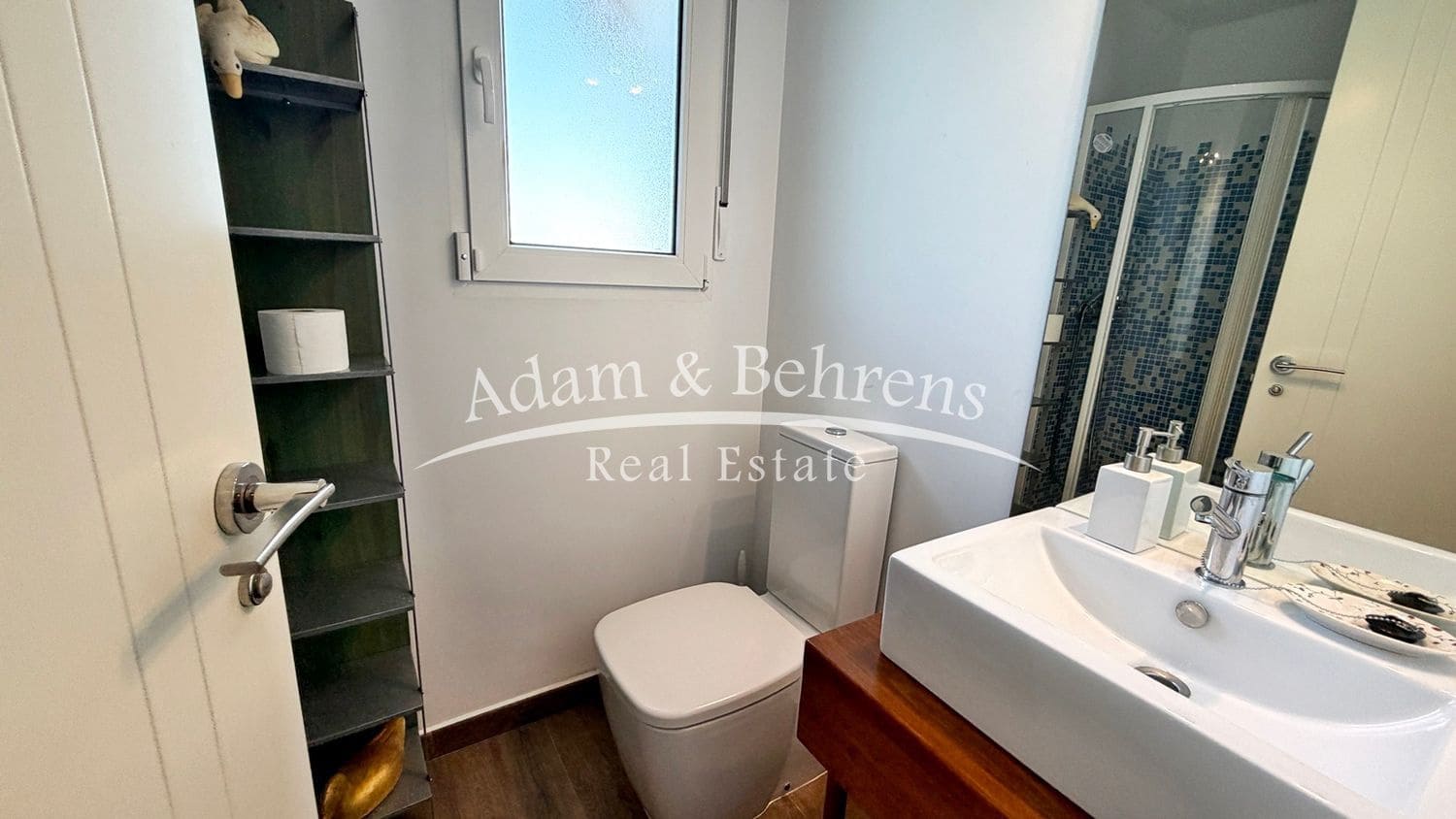 4 sypialnia Willa na sprzedaż w Denia z basenem garażem - 550 000 € (Ref: 9371197)