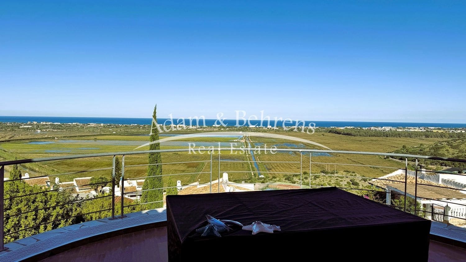 4 sypialnia Willa na sprzedaż w Denia z basenem garażem - 550 000 € (Ref: 9371197)