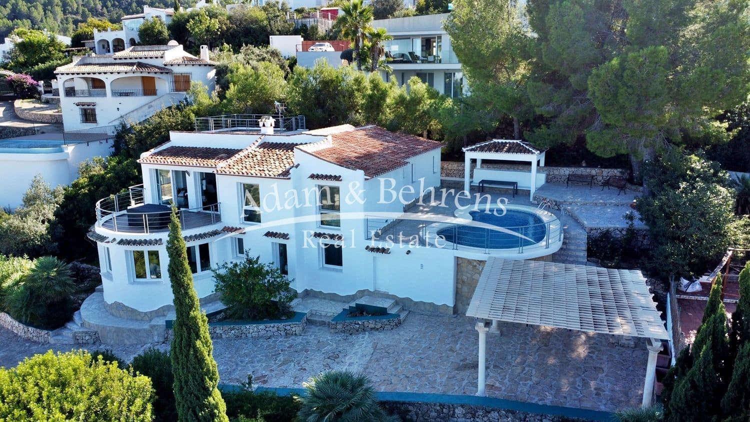 4 sypialnia Willa na sprzedaż w Denia z basenem garażem - 550 000 € (Ref: 9371197)
