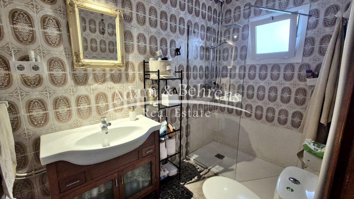 3 sovrum Hus till salu i Anna med pool garage - 165 000 € (Ref: 9402878)