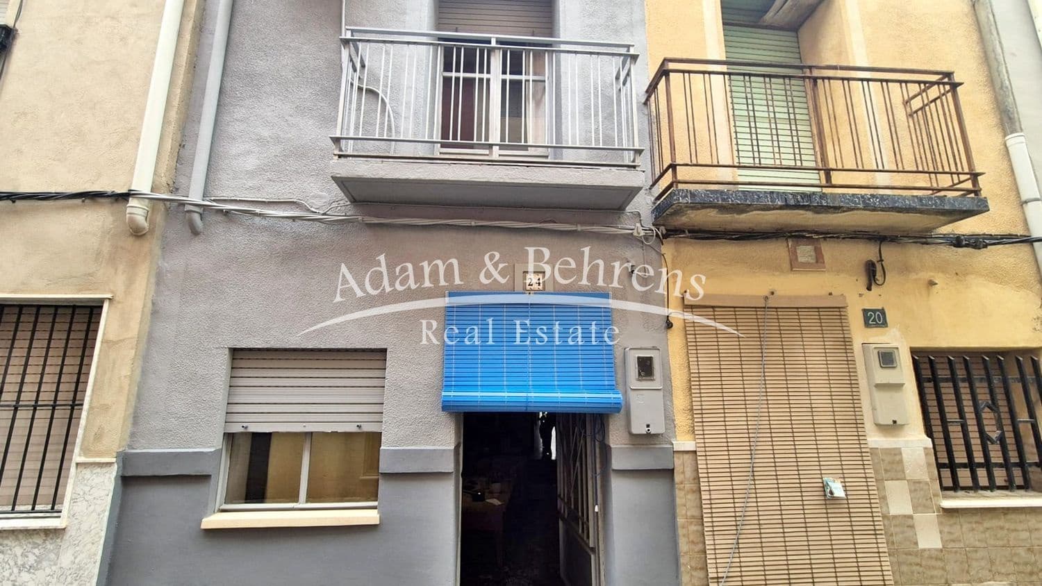 3 sovrum Hus till salu i Anna med pool garage - 165 000 € (Ref: 9402878)