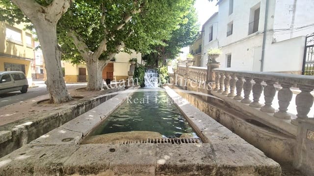 3 quarto Casa em Banda para venda em Anna com piscina garagem - 165 000 € (Ref: 9402878)