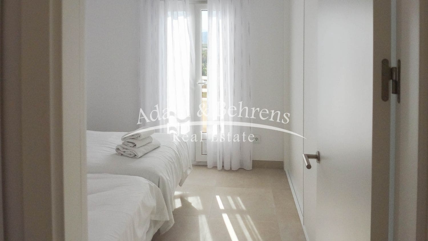 2 quarto Apartamento para venda em Oliva Nova com piscina garagem - 495 000 € (Ref: 9450071)