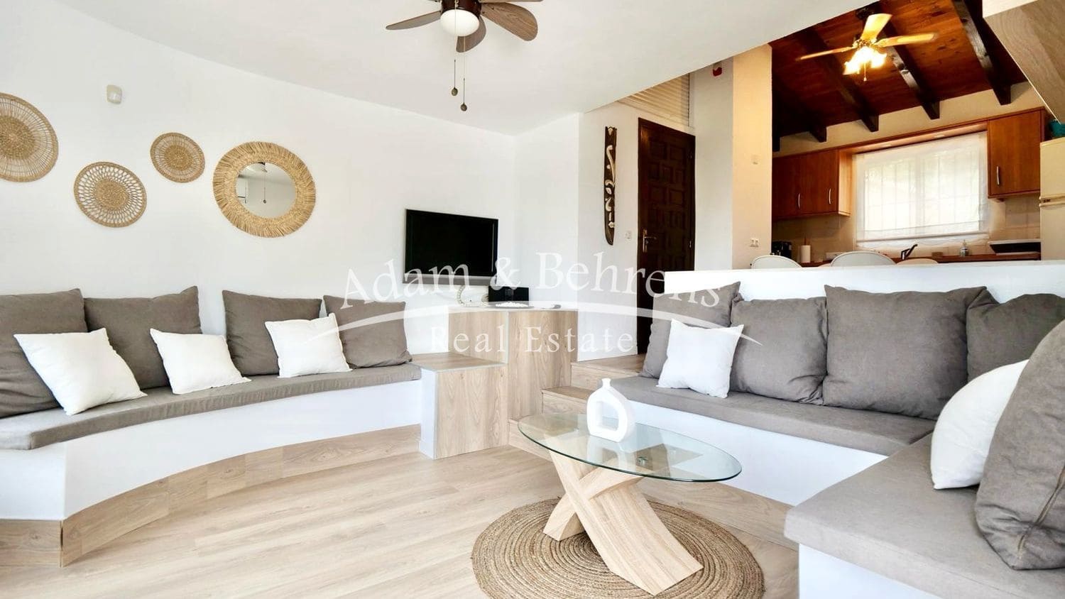 4 quarto Moradia para venda em Denia com piscina garagem - 580 000 € (Ref: 9465130)