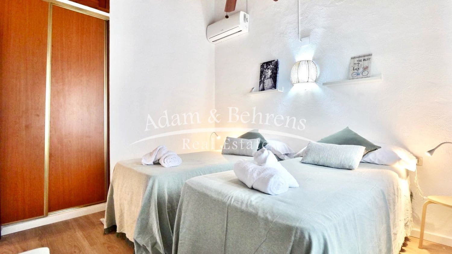 4 quarto Moradia para venda em Denia com piscina garagem - 580 000 € (Ref: 9465130)