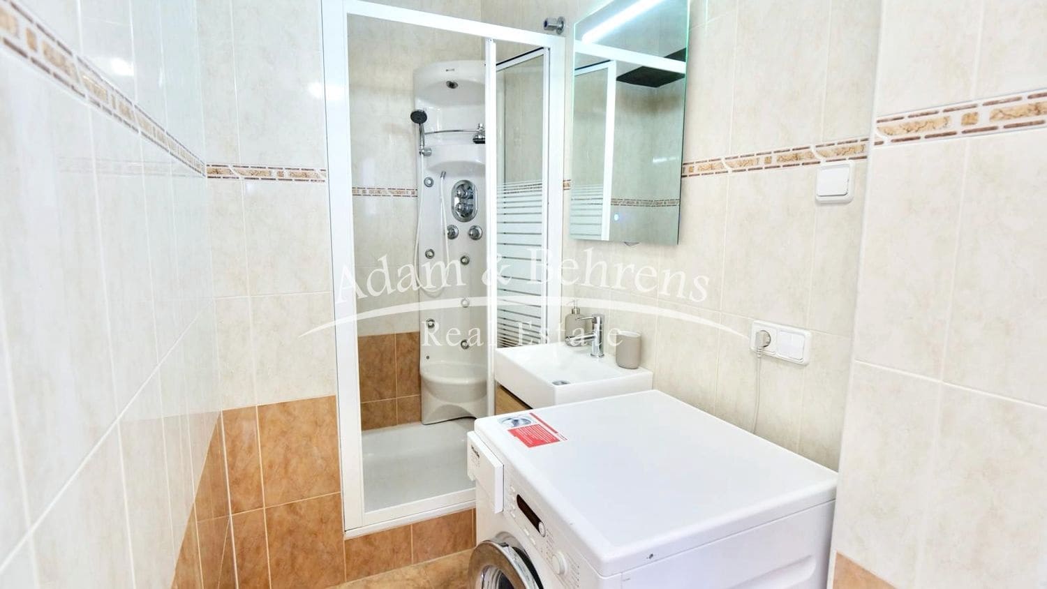 4 quarto Moradia para venda em Denia com piscina garagem - 580 000 € (Ref: 9465130)