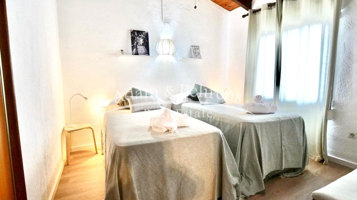 4 quarto Moradia para venda em Denia com piscina garagem - 580 000 € (Ref: 9465130)