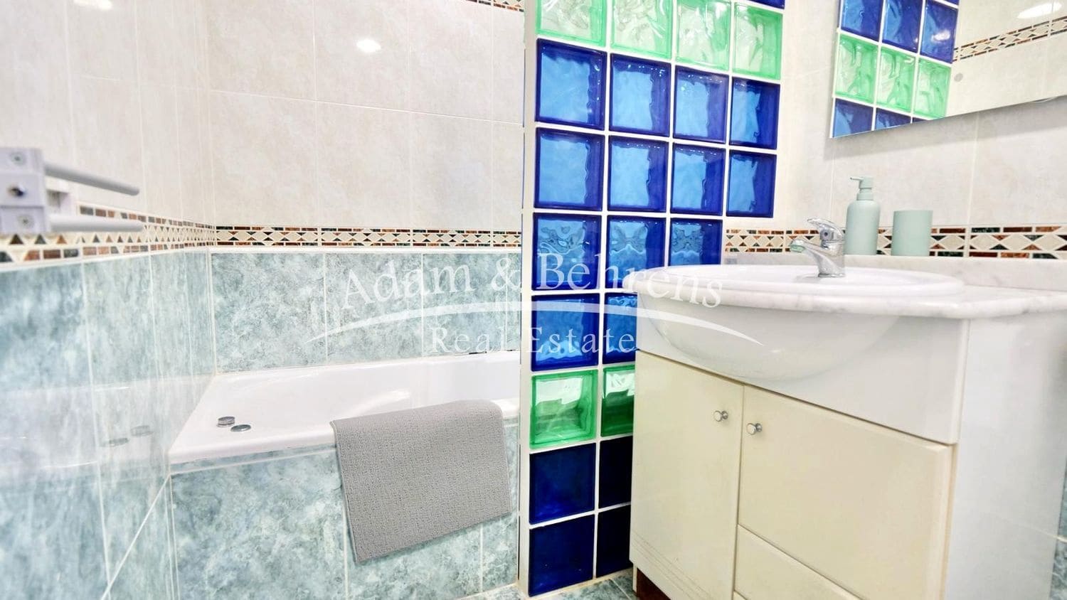 4 quarto Moradia para venda em Denia com piscina garagem - 580 000 € (Ref: 9465130)