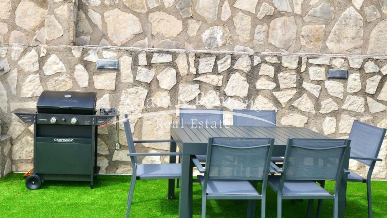 4 quarto Moradia para venda em Denia com piscina garagem - 580 000 € (Ref: 9465130)