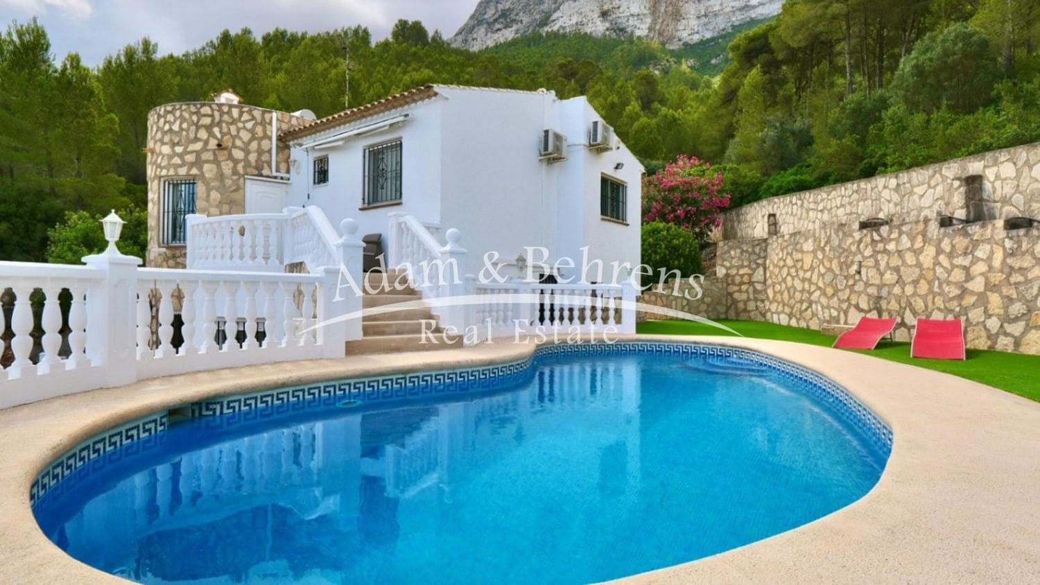 4 quarto Moradia para venda em Denia com piscina garagem - 580 000 € (Ref: 9465130)