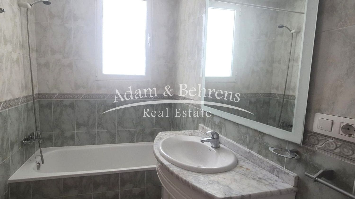 3 chambre Maison de Ville à vendre à Real de Gandia avec garage - 205 000 € (Ref: 9470308)