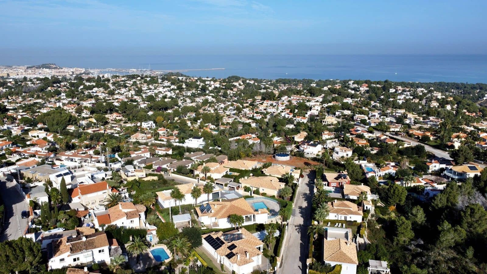 Building Plot for sale in Denia - € 198,000 (Ref: 9471909)