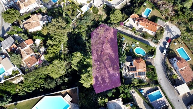 Grunde uden byggetilladelser til salg i Dénia - € 198.000 (Ref: 9471909)