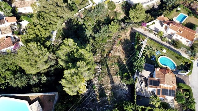 Grunde uden byggetilladelser til salg i Dénia - € 198.000 (Ref: 9471909)