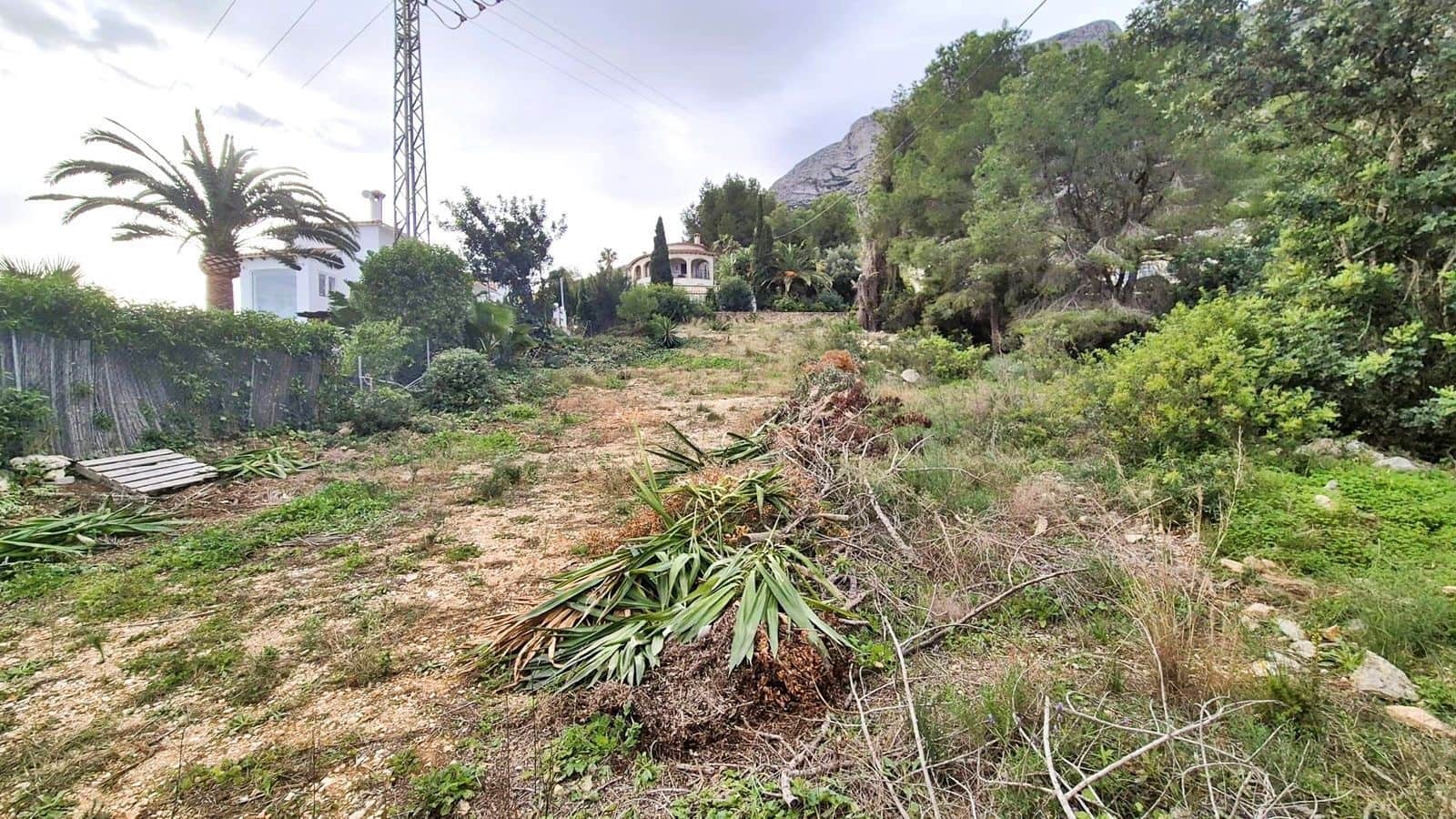 Building Plot for sale in Denia - € 198,000 (Ref: 9471909)