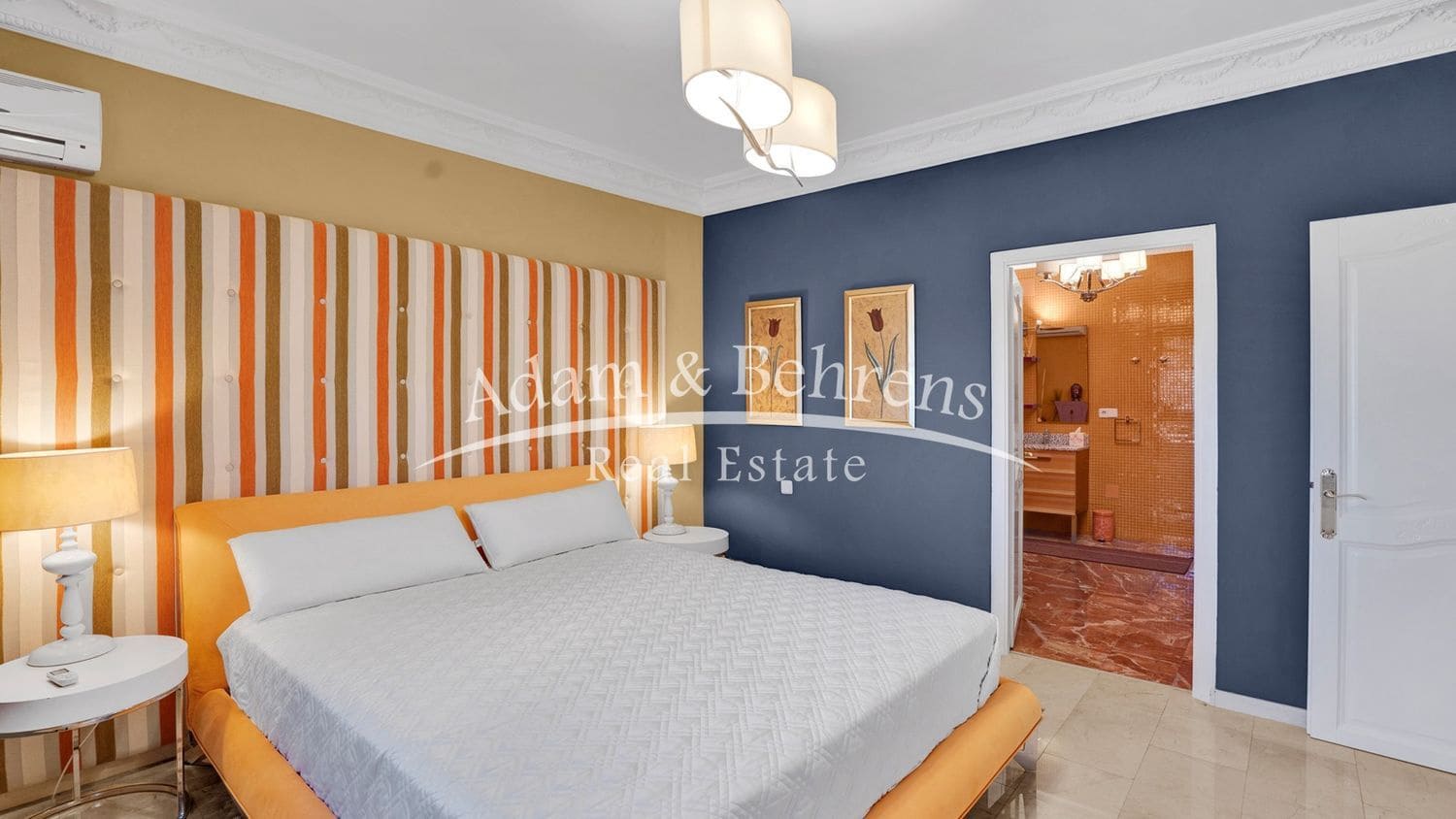 6 quarto Moradia para venda em Denia com piscina garagem - 1 290 000 € (Ref: 9472222)