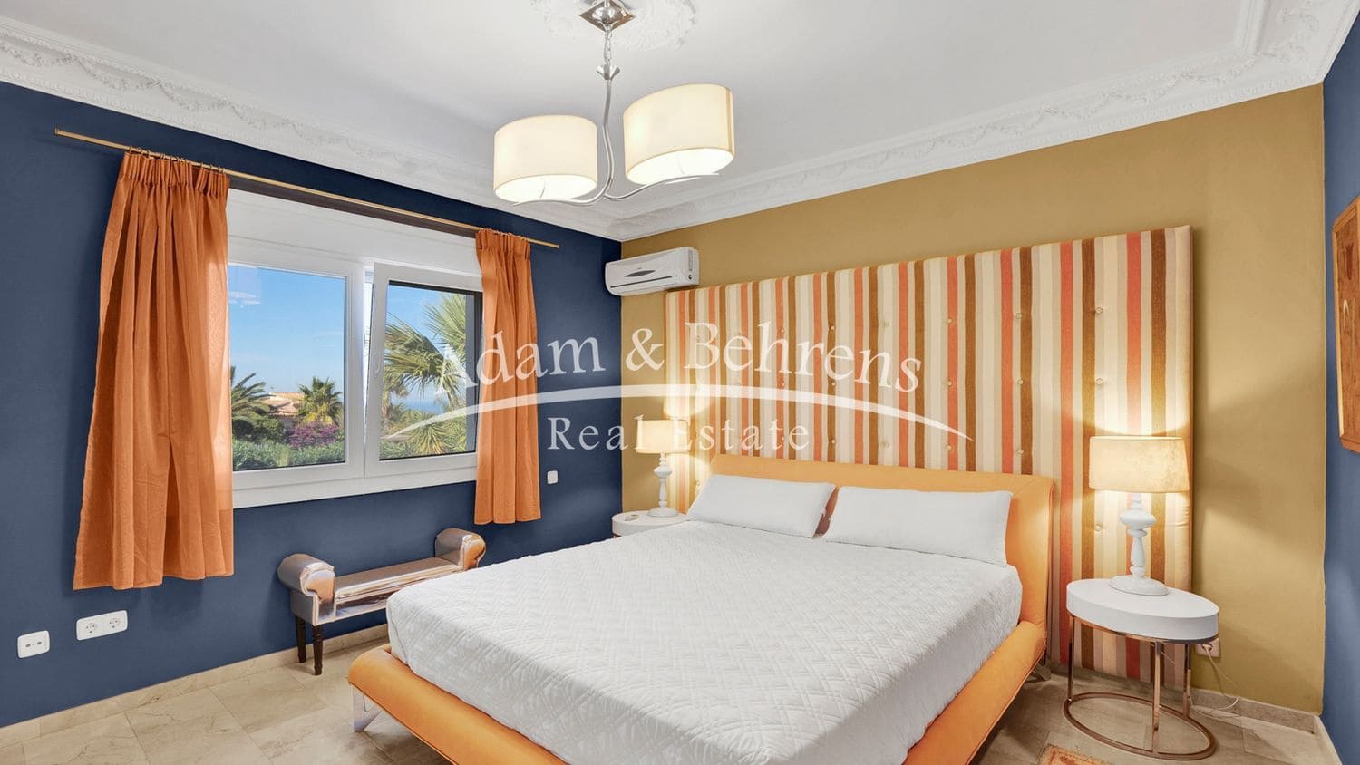 6 quarto Moradia para venda em Denia com piscina garagem - 1 290 000 € (Ref: 9472222)