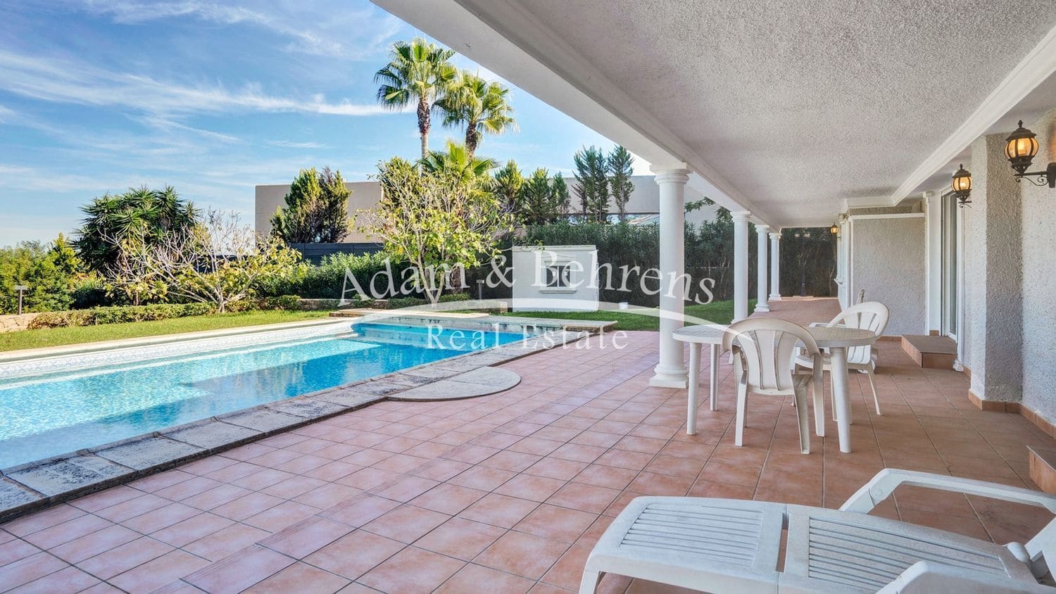 6 quarto Moradia para venda em Denia com piscina garagem - 1 290 000 € (Ref: 9472222)