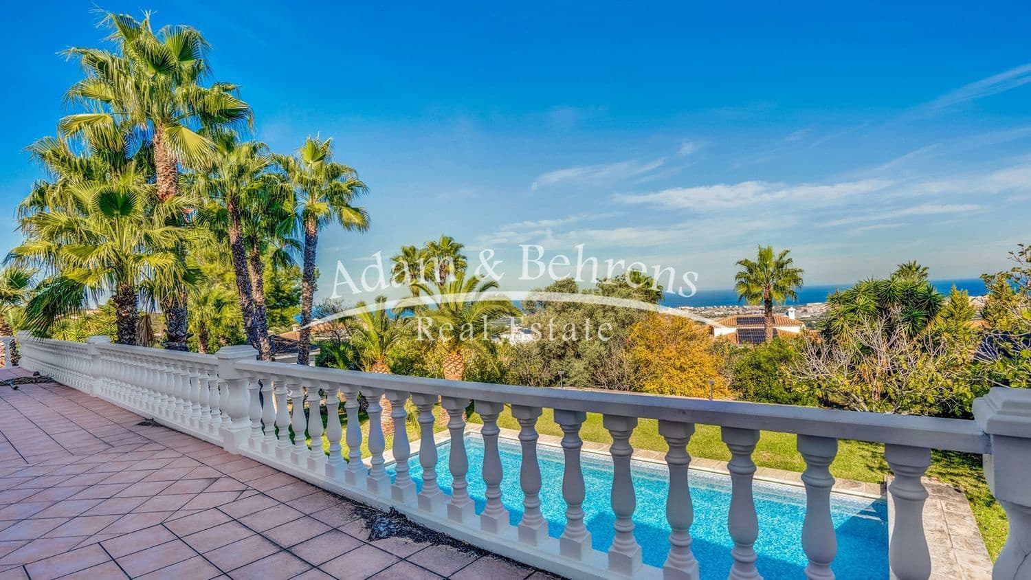 6 quarto Moradia para venda em Denia com piscina garagem - 1 290 000 € (Ref: 9472222)