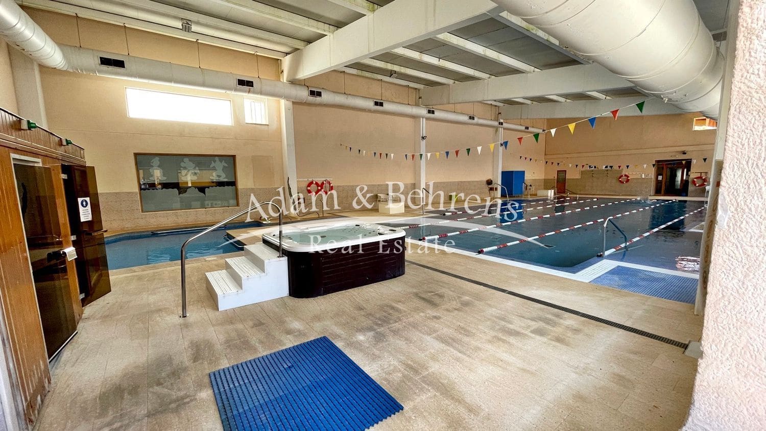 Hotel en L'Olleria en venta - 10.000.000 € (Ref: 9512036)