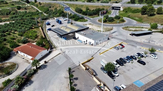 Hotel en L'Olleria en venta - 10.000.000 € (Ref: 9512036)