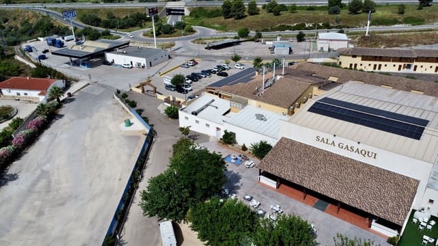 55 camera da letto Commerciale in vendita in L'Olleria con piscina garage - 10.000.000 € (Rif: 9512036)