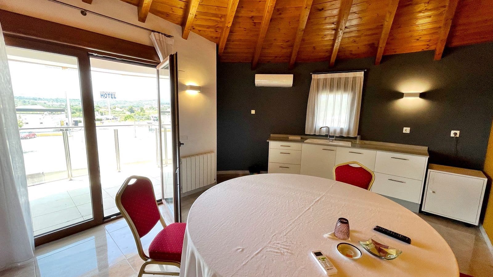 55 slaapkamer Commercieel te koop in L'Olleria met zwembad garage - € 10.000.000 (Ref: 9512036)